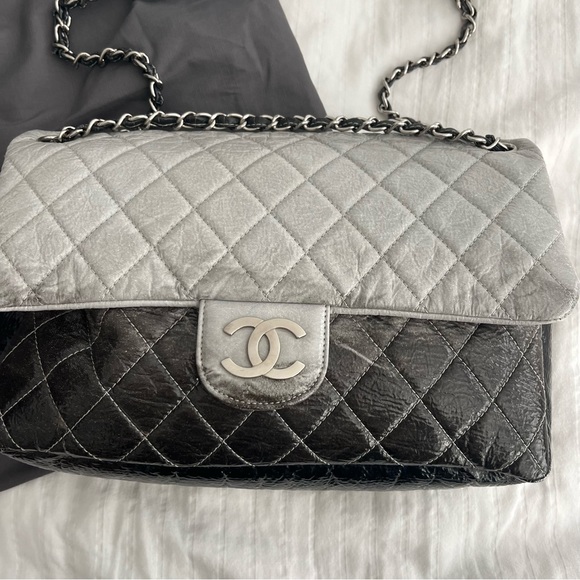 Chanel Vinyl Quilted Jumbo Melrose Degrade Flap Bag - Picture 4 of 16